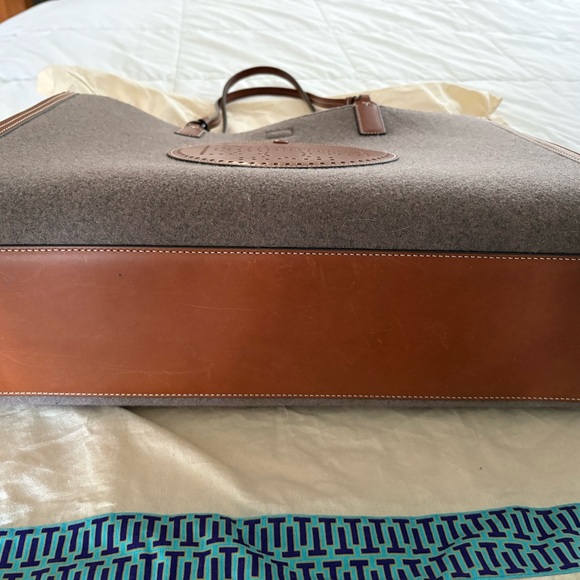 Tory Burch Gray Felt Ella Tote with Brown Leather Trim - Picture 3 of 12